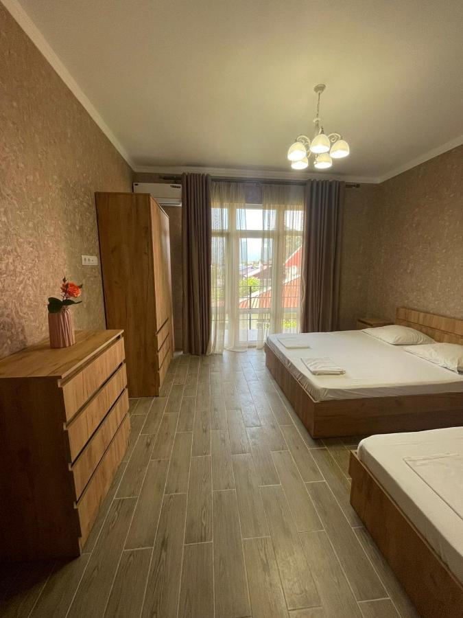 Guest house Dali Gagra Extérieur photo