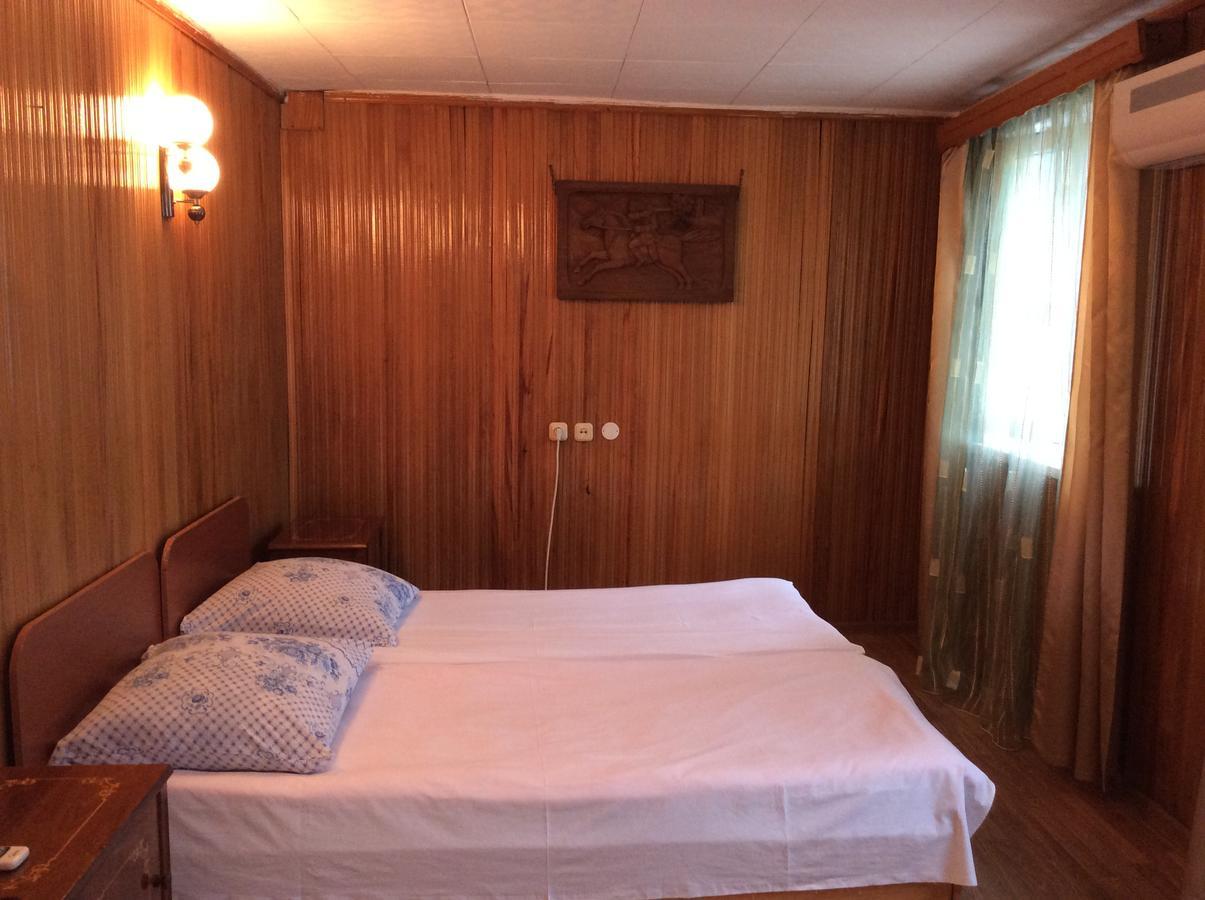 Guest house Dali Gagra Extérieur photo
